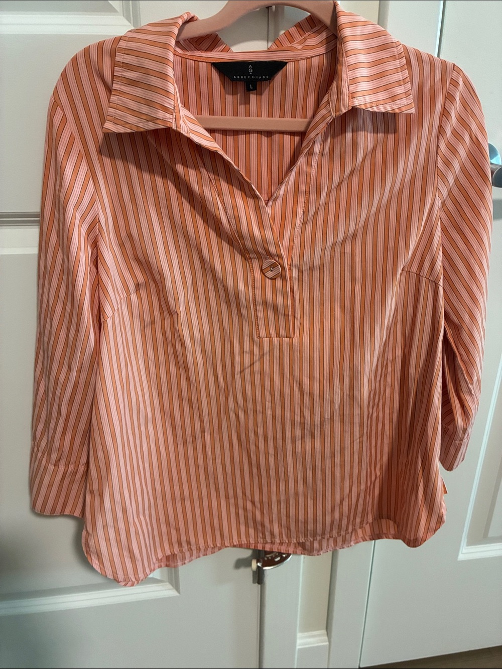 Abbey glass Effie top Button-Front Collared Top